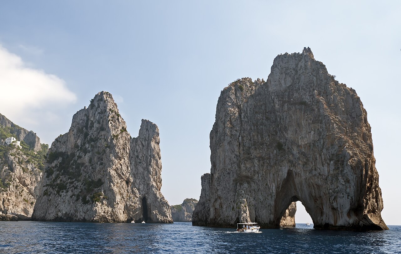 Faraglioni di Capri visti dal mare