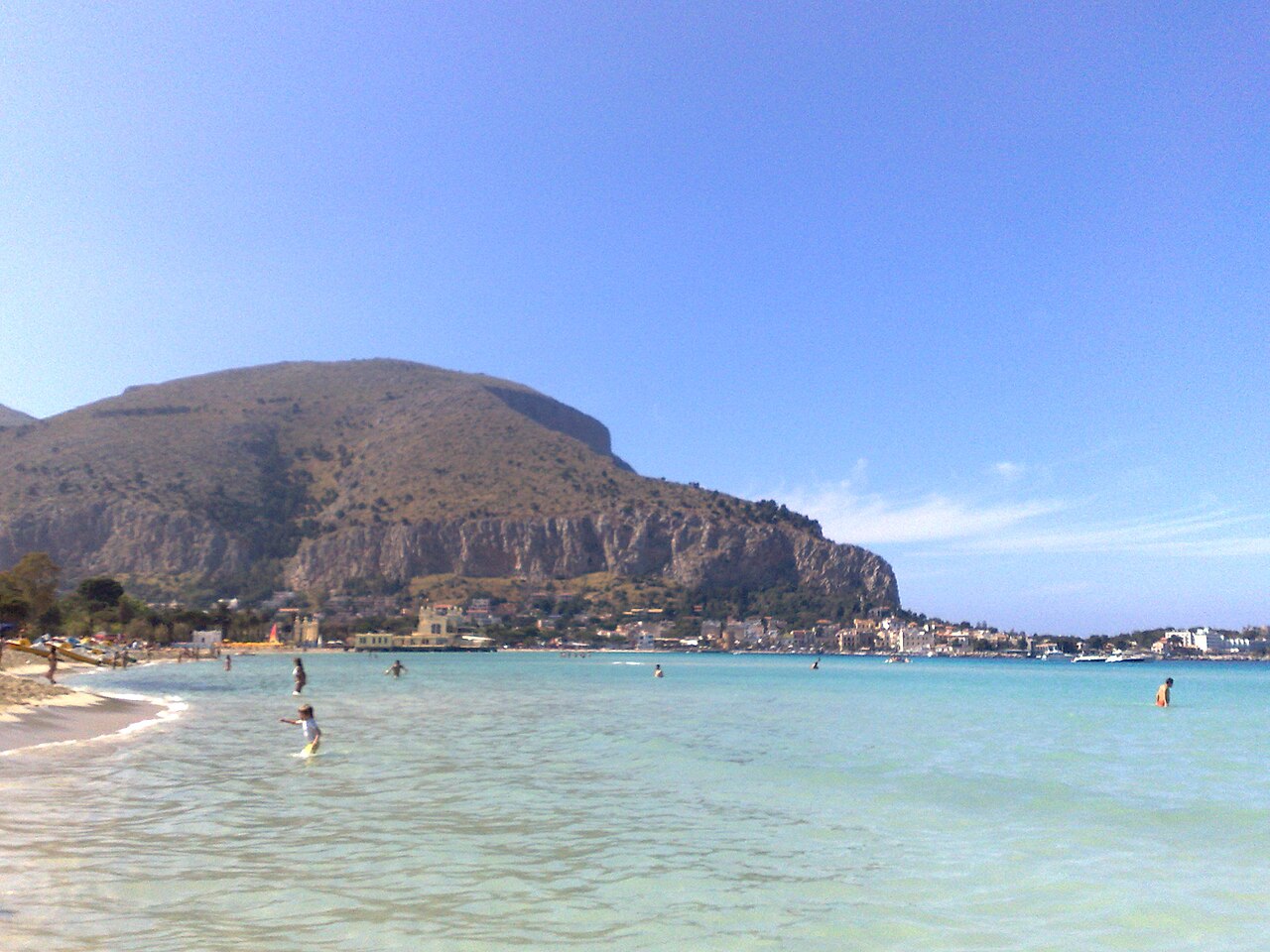 Spiaggia di Mondello a Palermo