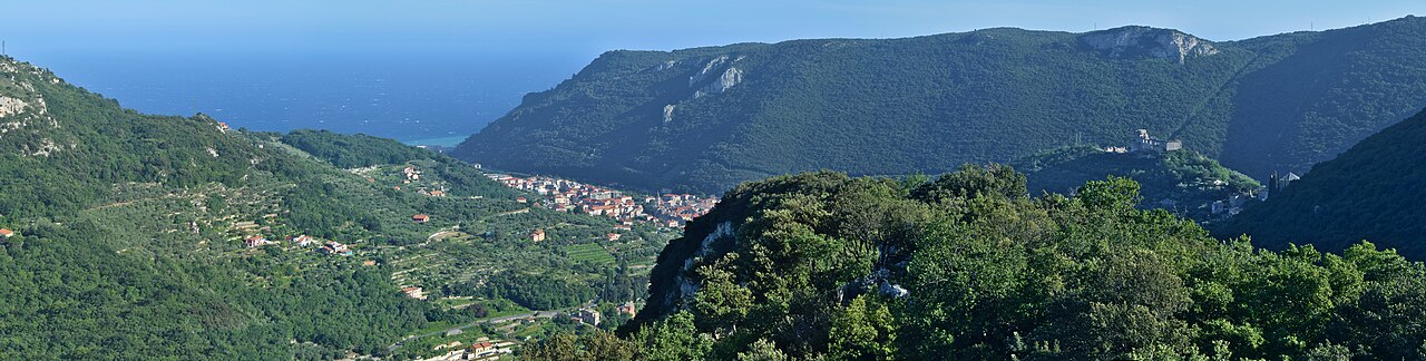 Finalborgo panorama